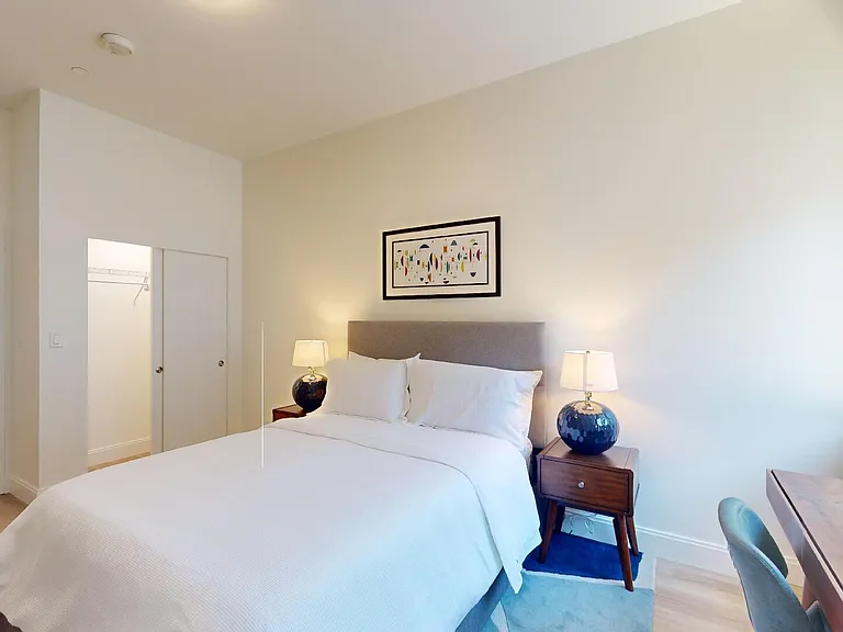 1079 Commonwealth Ave - Photo 6 of 8