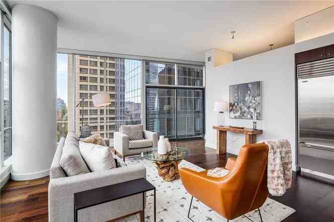 909 5th Ave #1904 - Photo 7 of 14