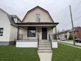 featured image of 396 Mcewan Ave
