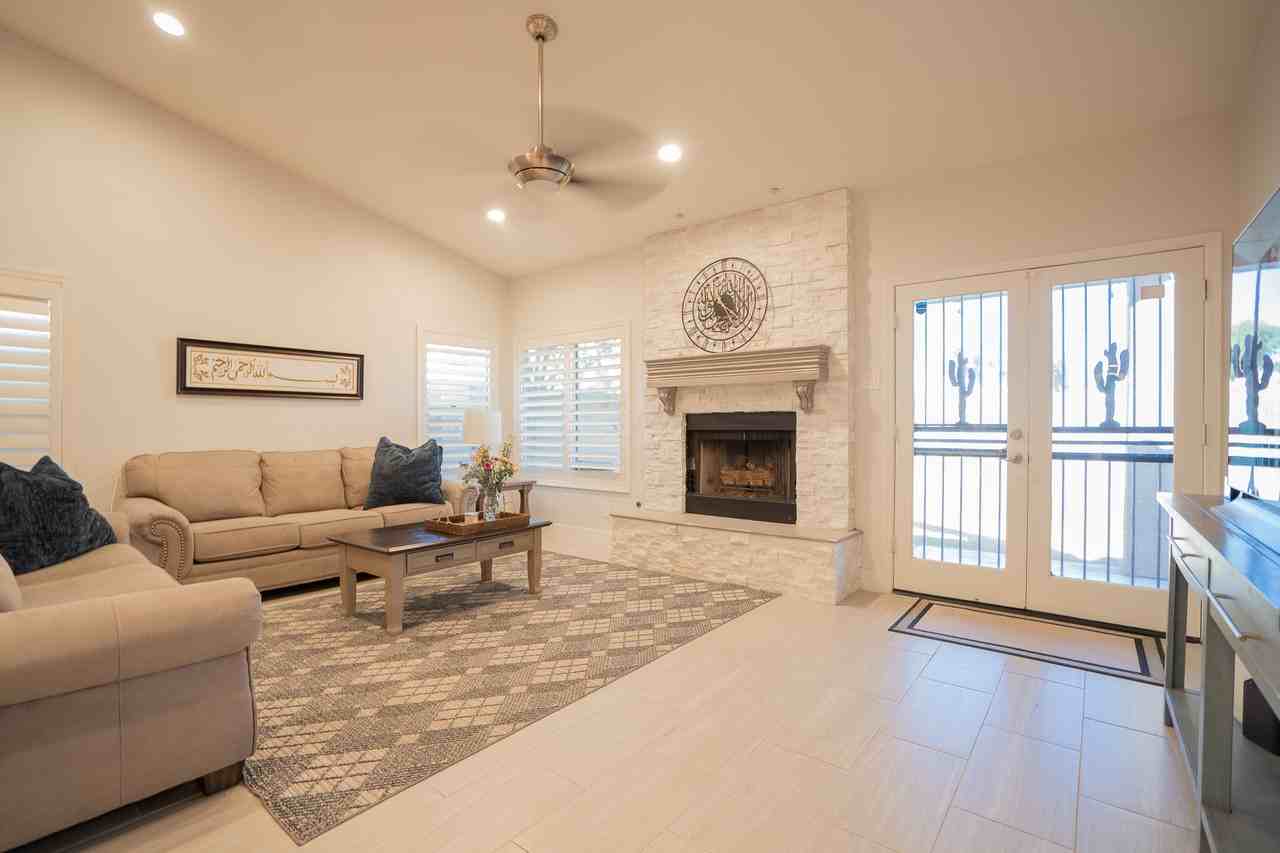 6123 W Louise Dr - Photo 7 of 43