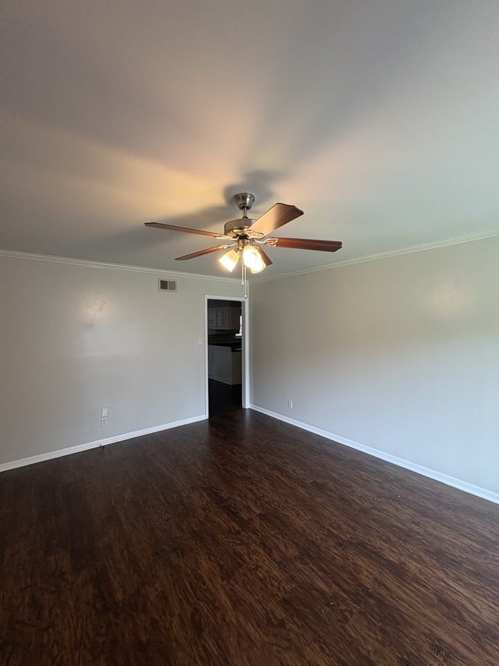 6609 Bluebird Dr - Photo 3 of 24