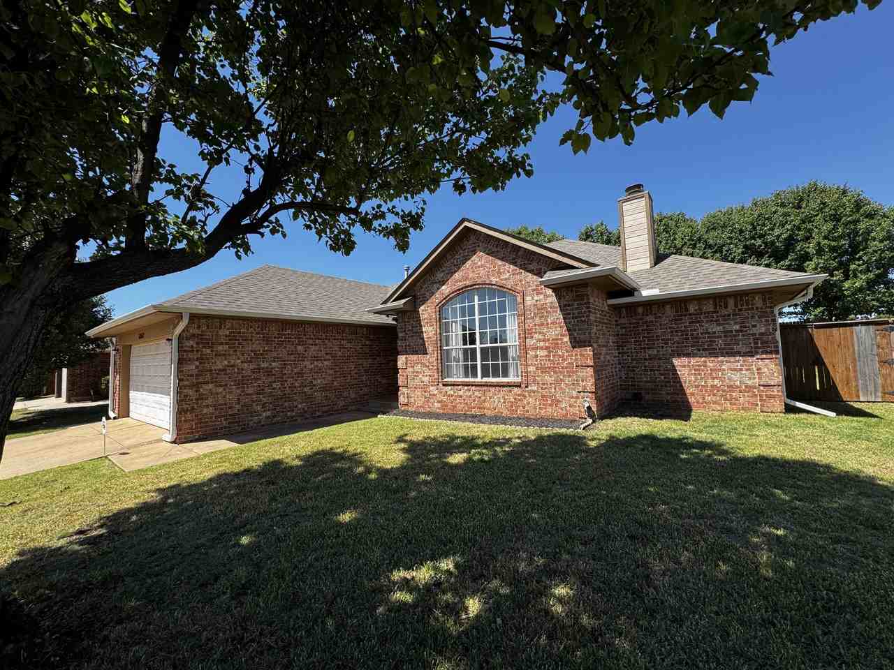 17617 Wain Bridge Ave - Photo 3 of 23