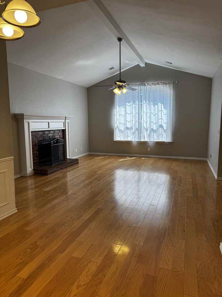 17617 Wain Bridge Ave - Photo 5 of 23