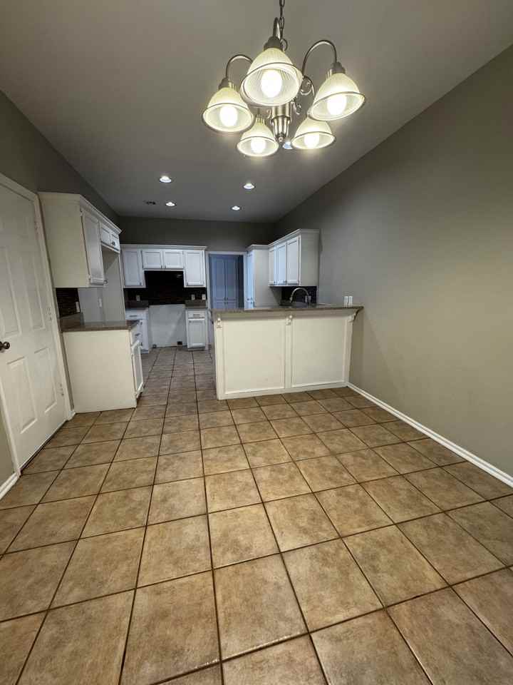 17617 Wain Bridge Ave - Photo 7 of 23