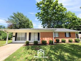 2409 Eloise Cir - Photo 1 of 1