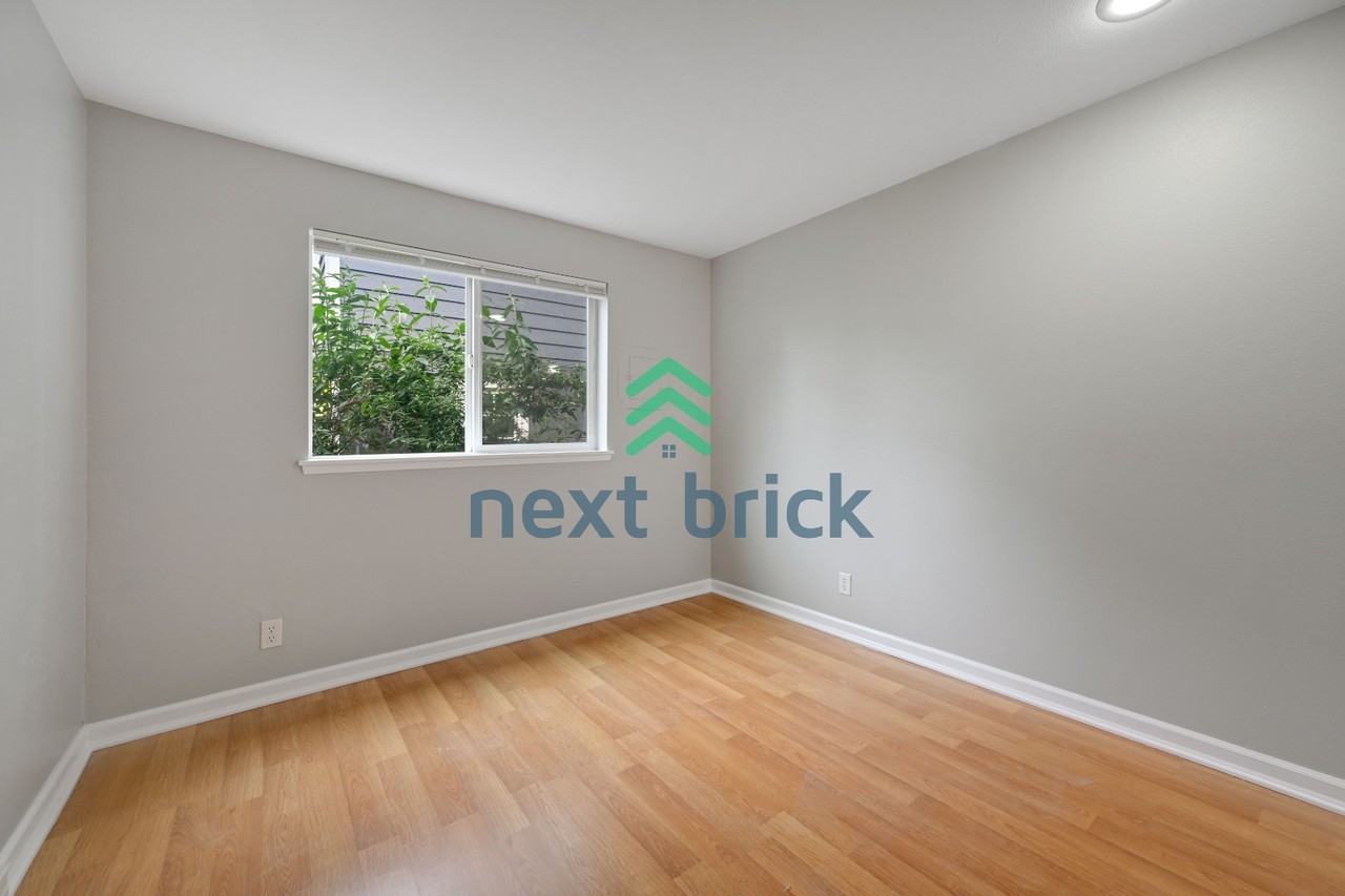 2243 14th Ave W #C - Photo 7 of 18