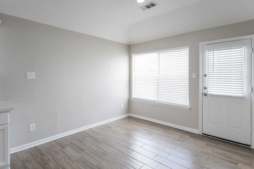 18006 Oakmoss Hill Ct - Photo 6 of 16