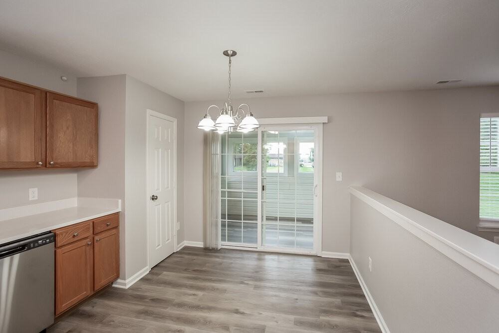 152 Heartwood Hl - Photo 5 of 16