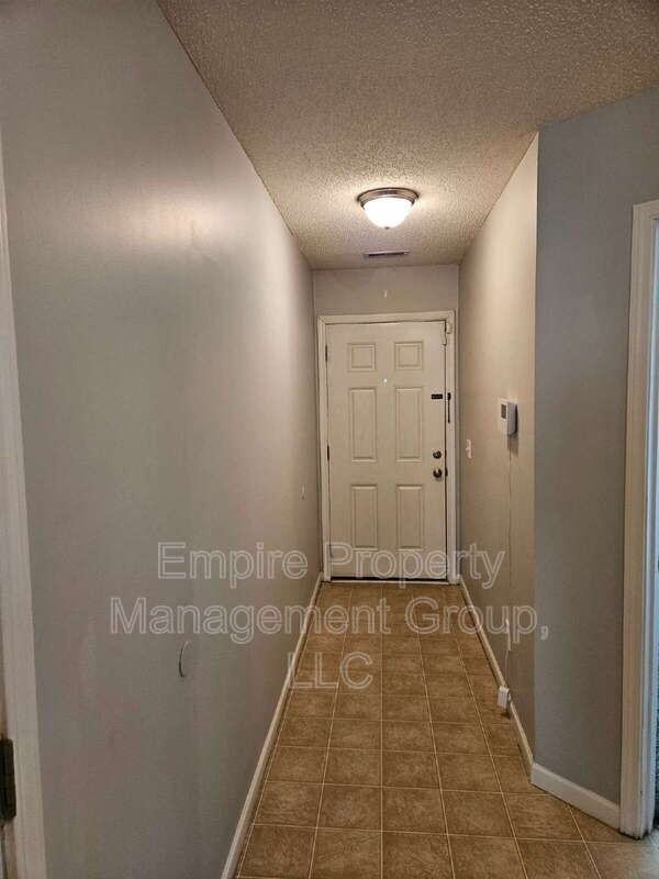 401 Dukes Hill Rd - Photo 4 of 21