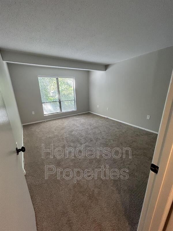 5024 Sardis Rd #G - Photo 6 of 11