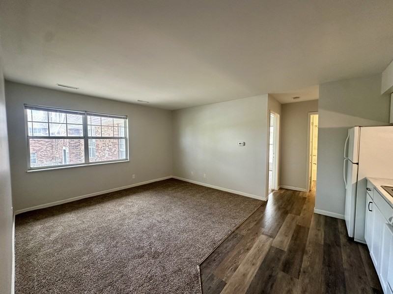 1440 Meadowview Dr #3 - Photo 2 of 10