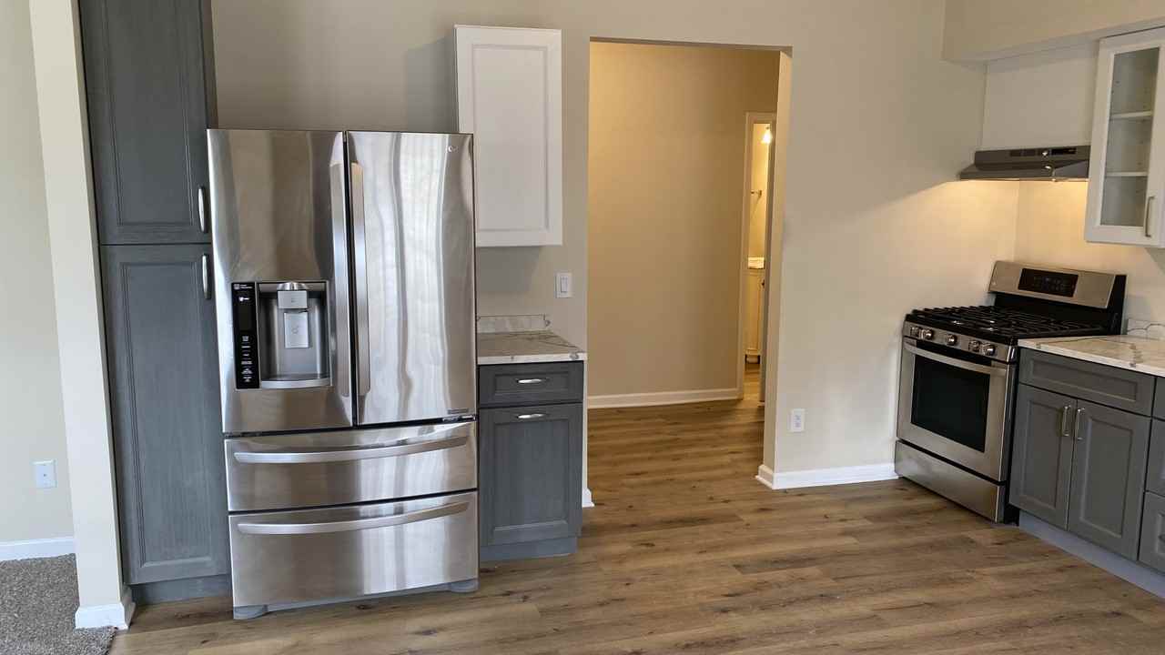24220 W North Ave - Photo 2 of 11