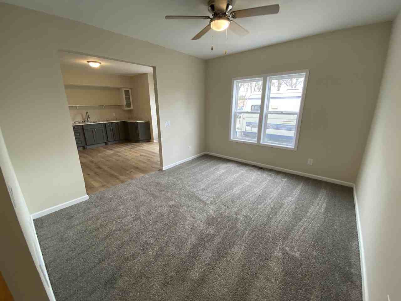 24220 W North Ave - Photo 4 of 11