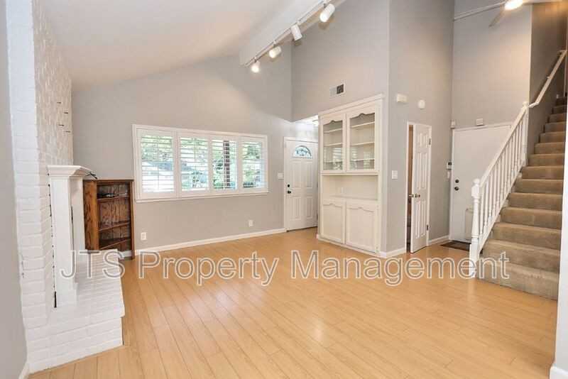 9529 Lake Natoma Dr - Photo 6 of 32