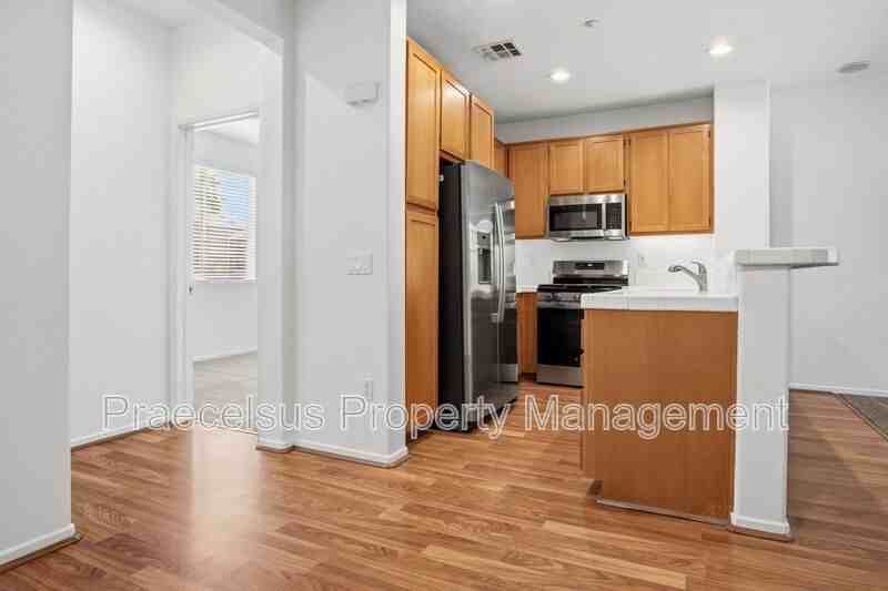 1608 White Hickory Pl - Photo 3 of 18