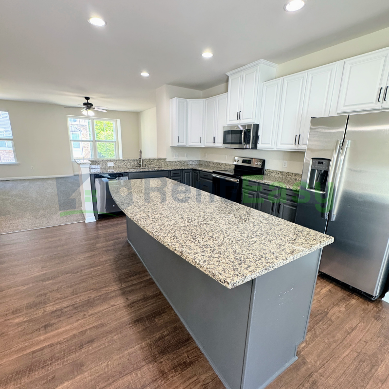 447 Covington Ct - Photo 5 of 35