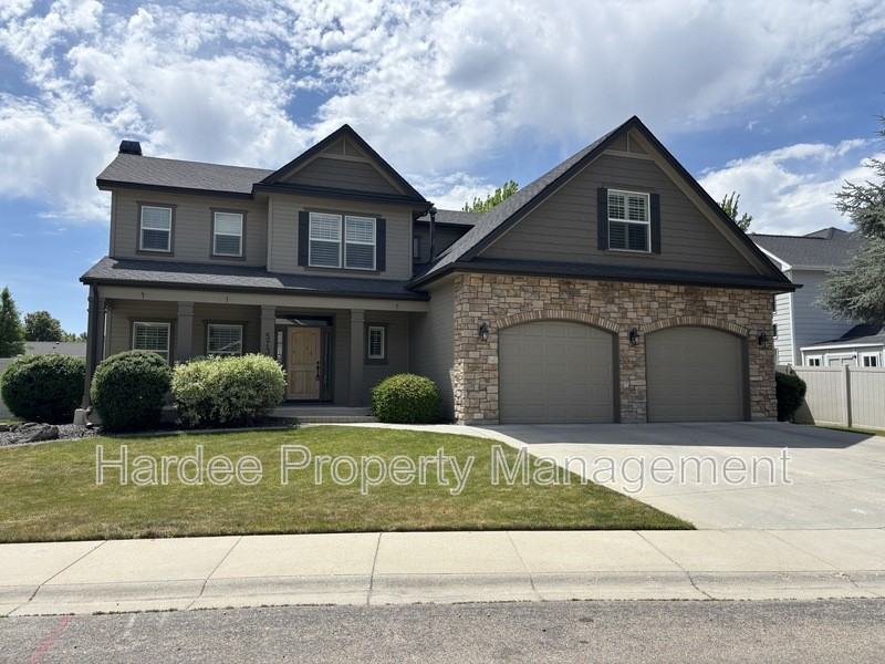 573 E Halpin Dr - Photo 2 of 26