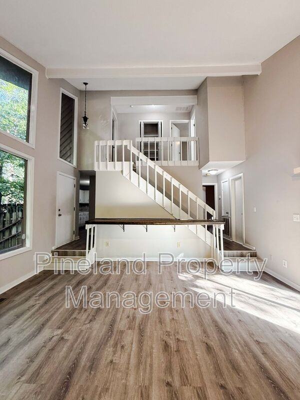 321 Watergap Dr - Photo 4 of 23