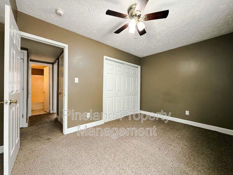 307 Bradford Ave #2 - Photo 7 of 10