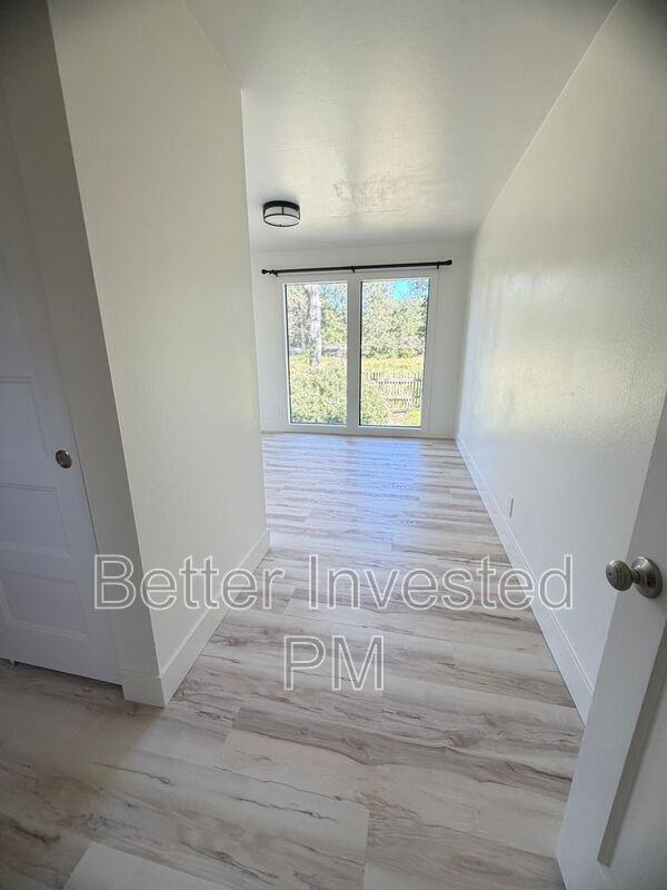 8830 East Rd - Photo 6 of 23