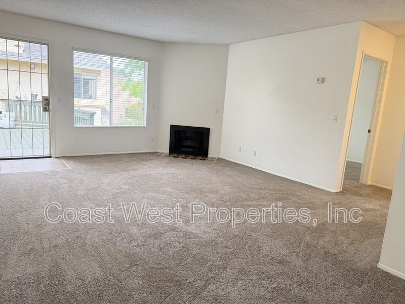 495 Chestnut Ave - Photo 3 of 19