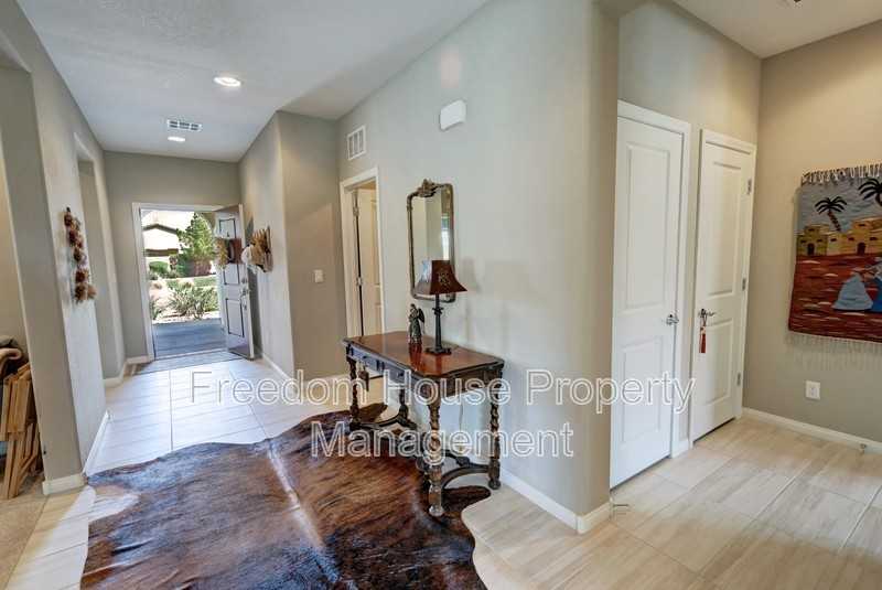5245 E La Campana Dr - Photo 5 of 47