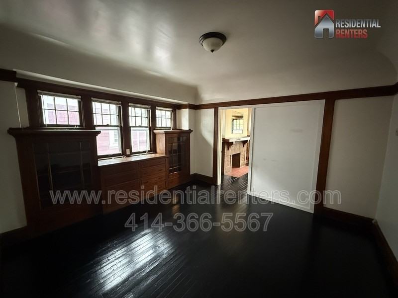 3908 N 6th St - Photo 6 of 11