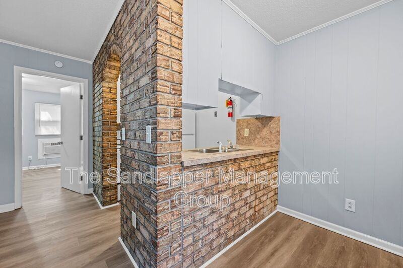 1215 Mosstree Rd #12 - Photo 4 of 7