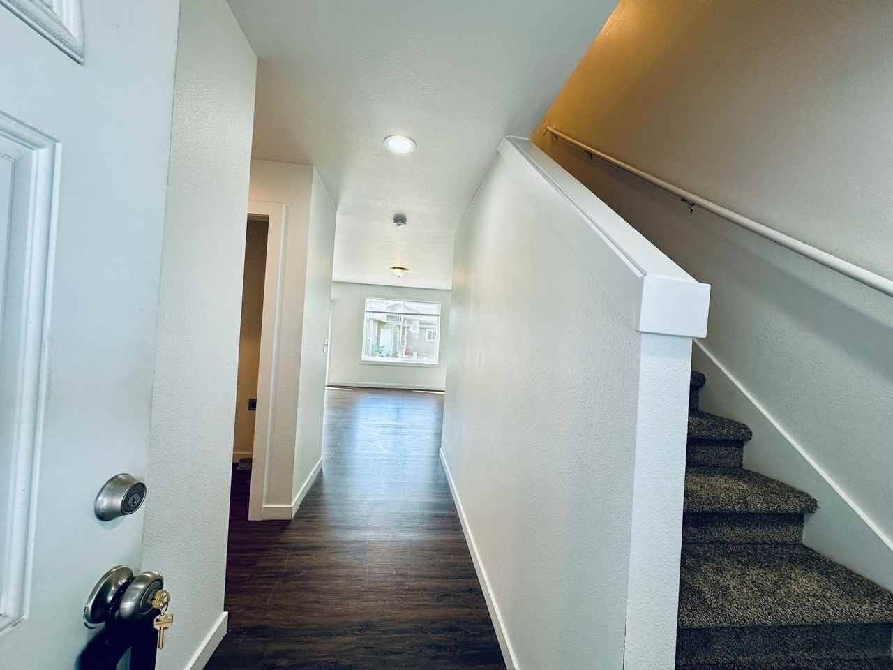 1280 44th Ave - Photo 3 of 20