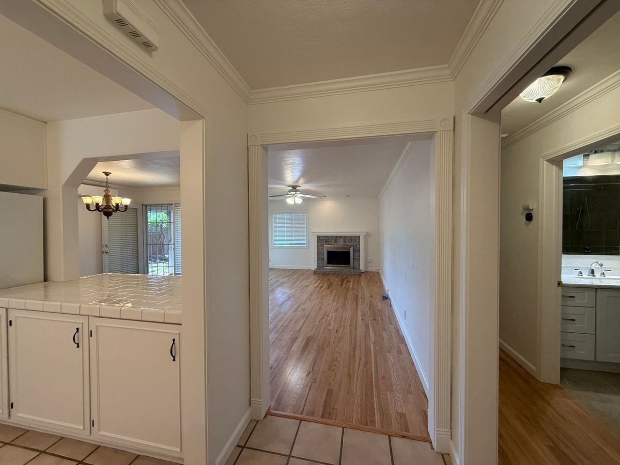 830 W Vine St - Photo 3 of 16