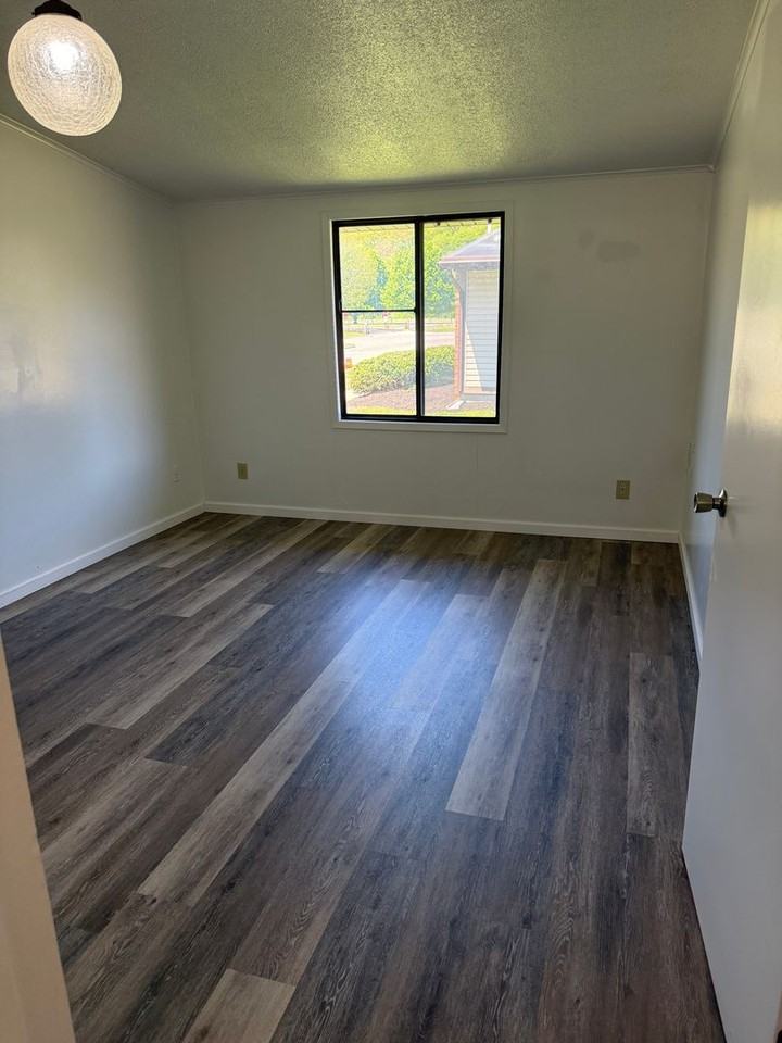 336-346 N 40th - Photo 6 of 25