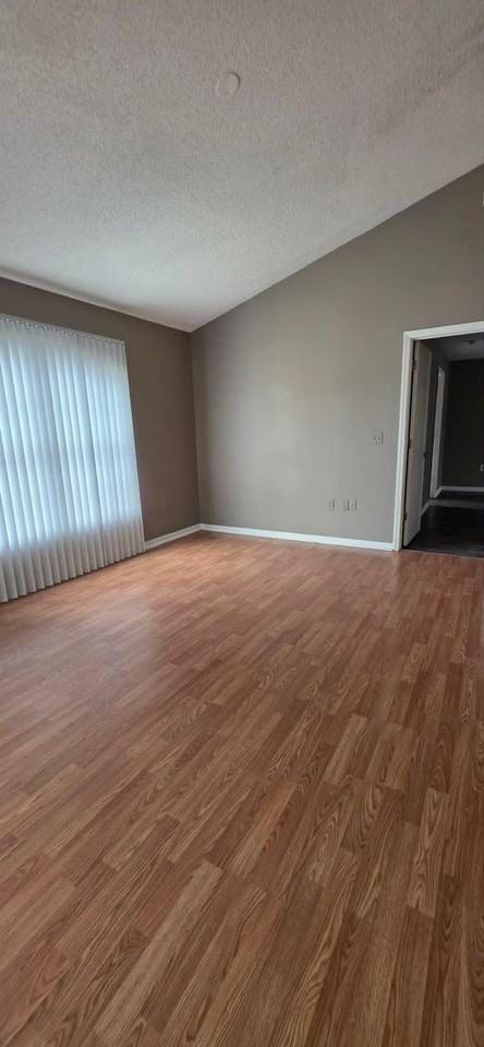 3339 Gretna Dr - Photo 3 of 30