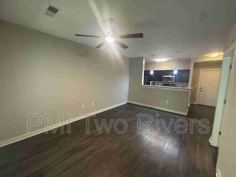 410 Rosedale Ave #211 - Photo 6 of 16