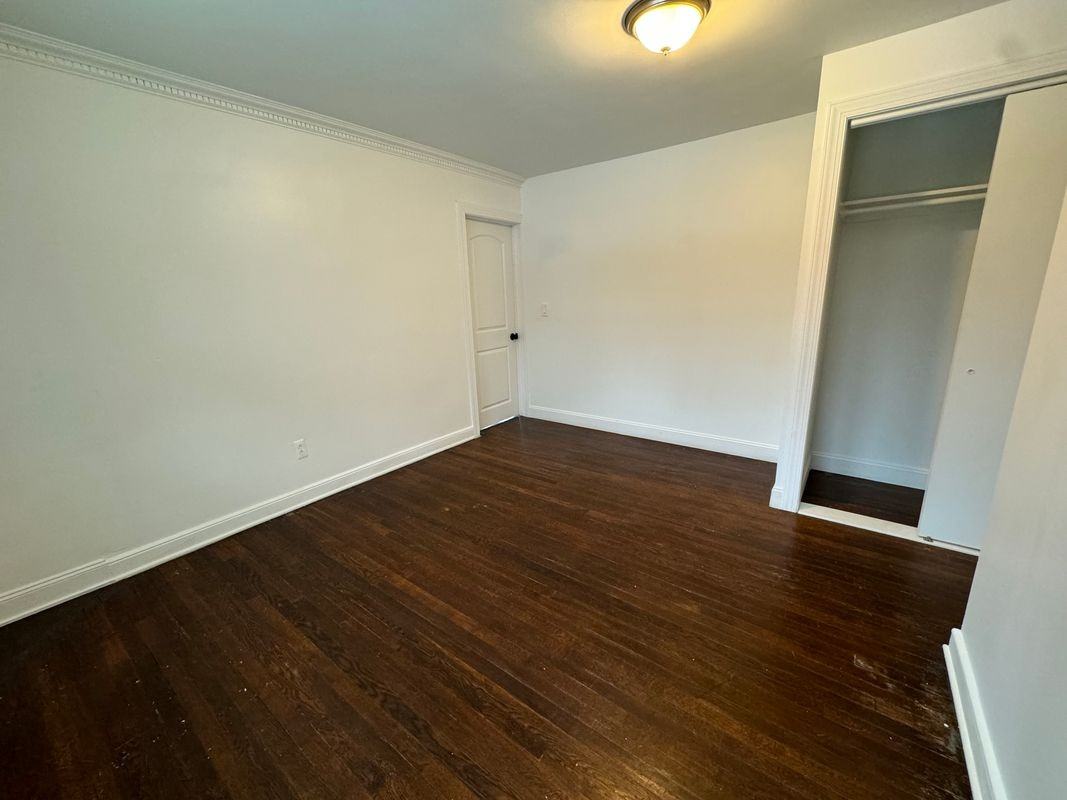 8 Plymouth St - Photo 7 of 36