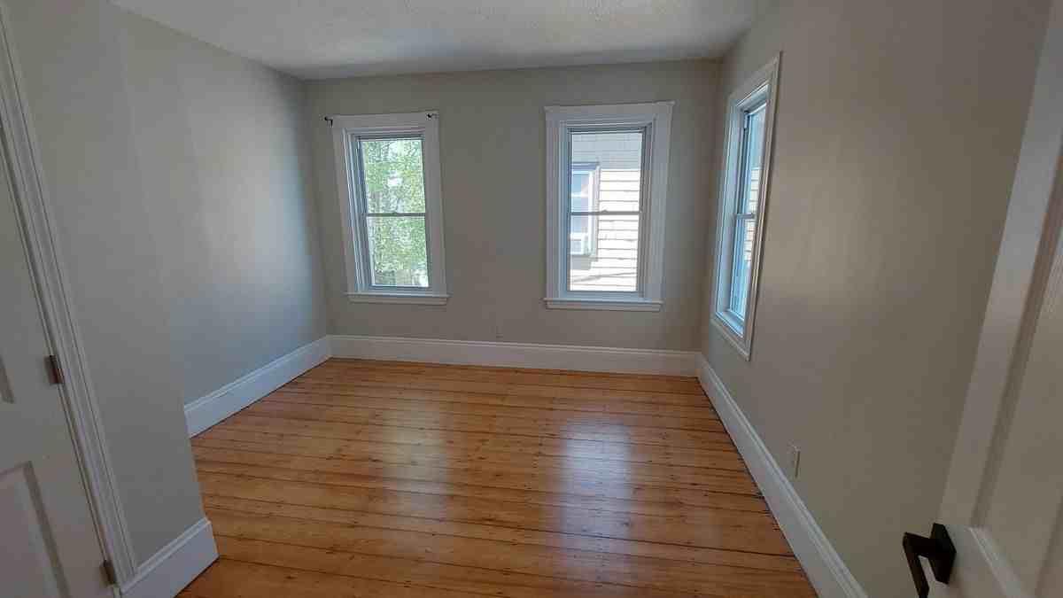 9 Woodville Park - Photo 7 of 18