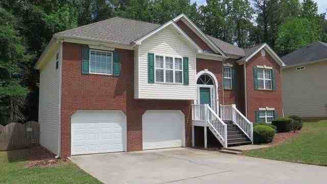 944 Aspen Dr - Photo 2 of 48