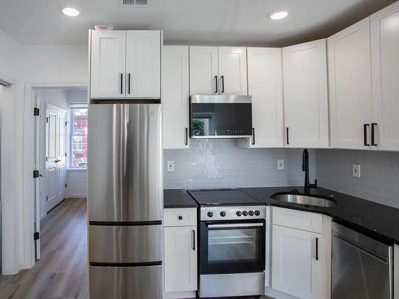2200 Reed St - Photo 4 of 11