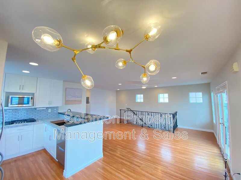 316 1/2 Surfrider Way - Photo 4 of 12