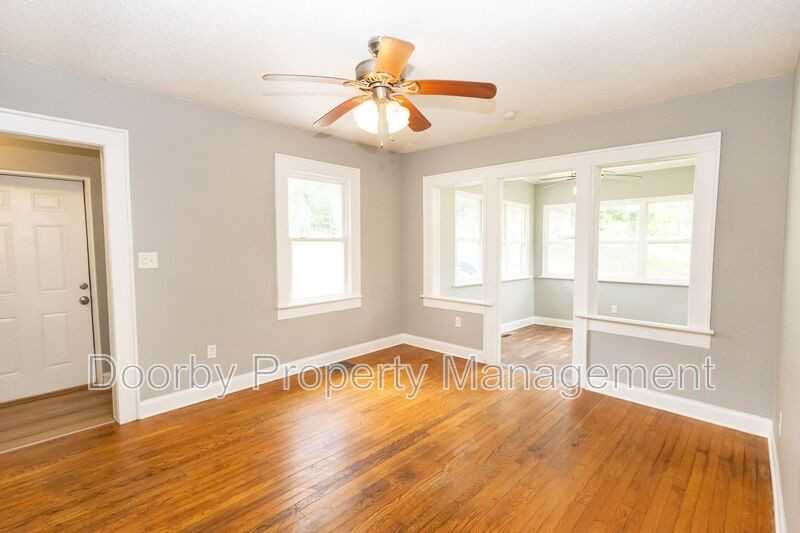 1812 John Ross Rd - Photo 2 of 23
