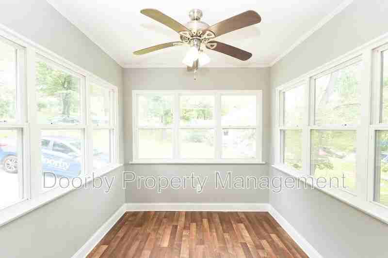1812 John Ross Rd - Photo 5 of 23