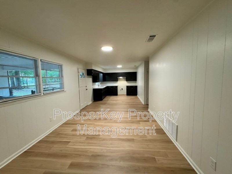 4340 Roman Dr - Photo 7 of 22