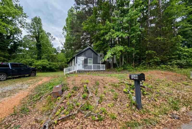 1344 D F Fuller Dr - Photo 3 of 17