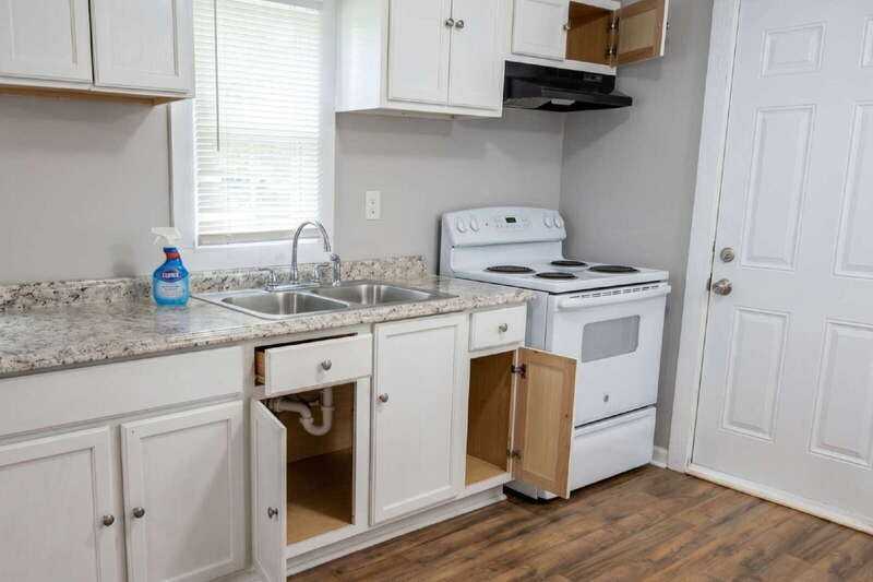 1344 D F Fuller Dr - Photo 6 of 17