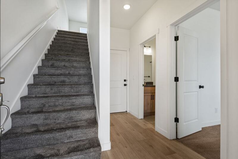 868 Westsouth - Photo 5 of 25