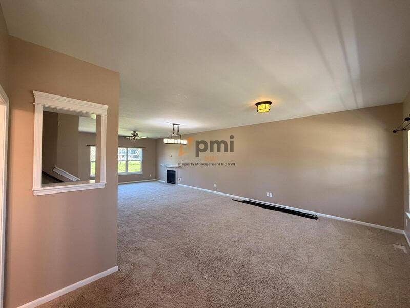 2707 Westwind Dr - Photo 4 of 34