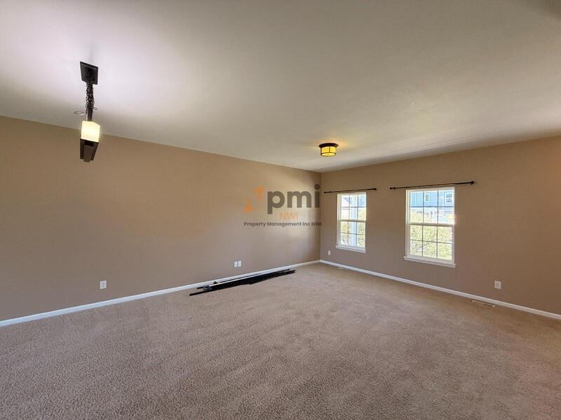 2707 Westwind Dr - Photo 5 of 34