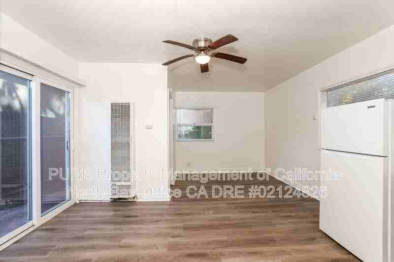 2107 - Photo 2 of 18