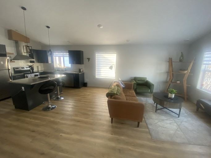9302 106 Ave #A - Photo 6 of 19