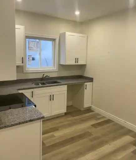 645 Janette Ave #1 - Photo 3 of 3