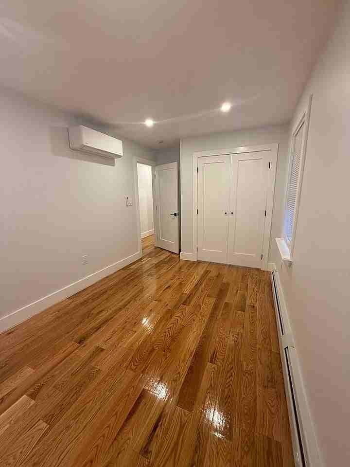 Harding Ave #NA - Photo 3 of 8